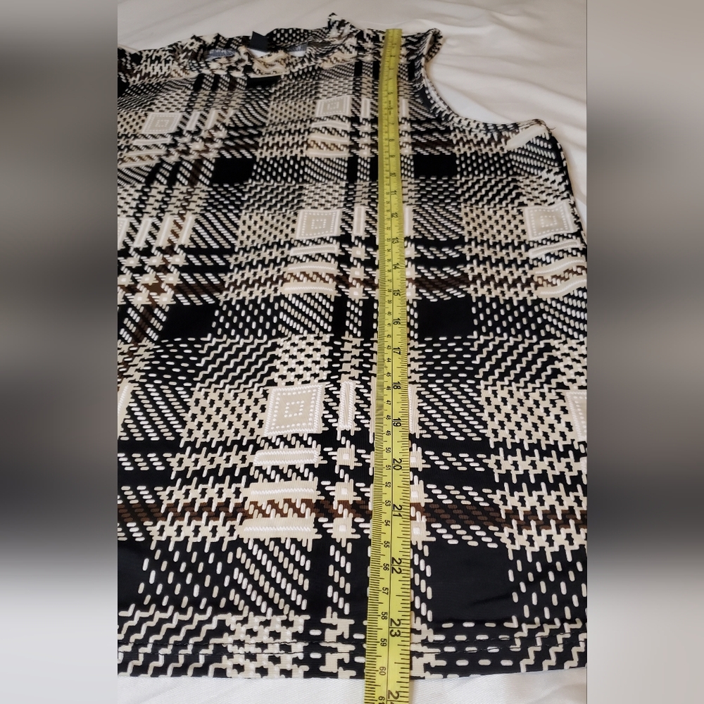 Espresso Black and Cream Checkered Muscle Top Blouse Size:XL - Picture 4 of 5